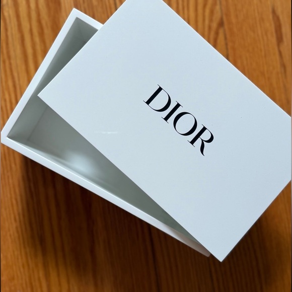 Dior Limited Edition Vanity Mirror Jewelry Box - Picture 4 of 10